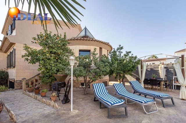 4 chambre Villa/Maison à vendre à Iznalloz avec piscine garage - 398 000 € (Ref: 9433863)