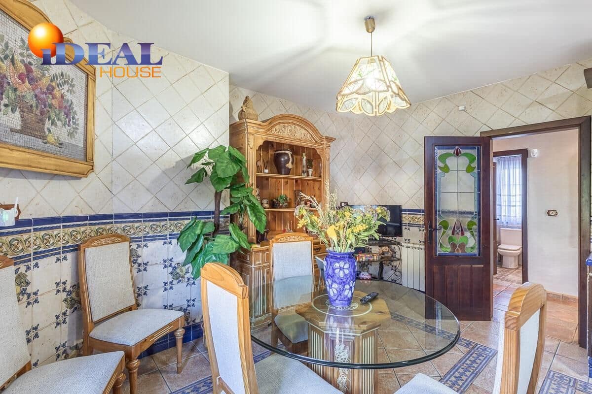 4 chambre Villa/Maison à vendre à Iznalloz avec piscine garage - 398 000 € (Ref: 9433863)