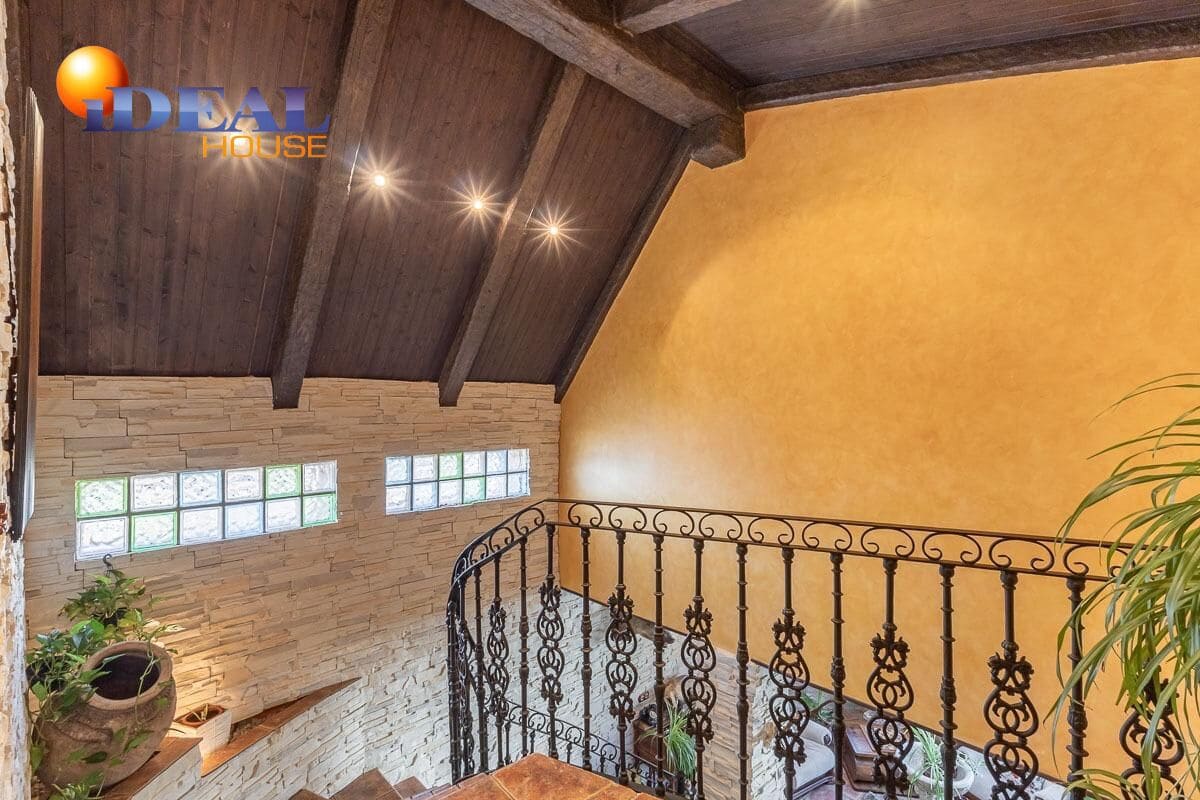 4 chambre Villa/Maison à vendre à Iznalloz avec piscine garage - 398 000 € (Ref: 9433863)