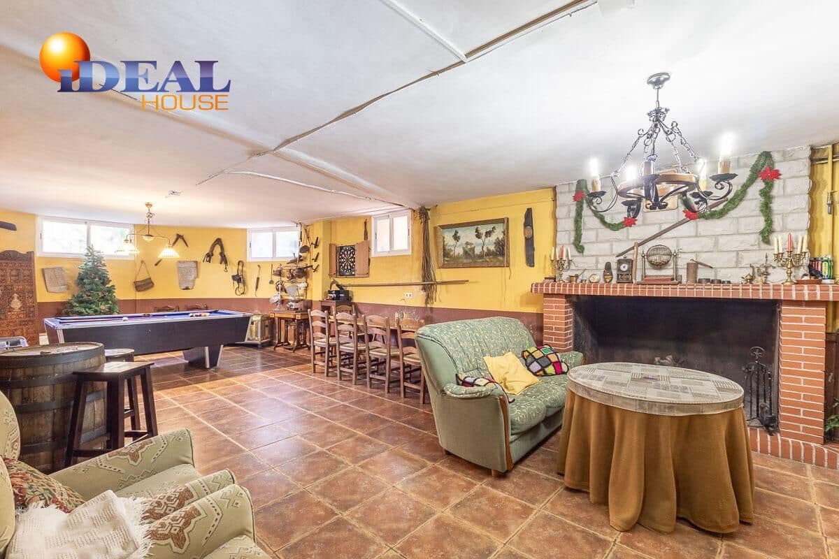 4 chambre Villa/Maison à vendre à Iznalloz avec piscine garage - 398 000 € (Ref: 9433863)