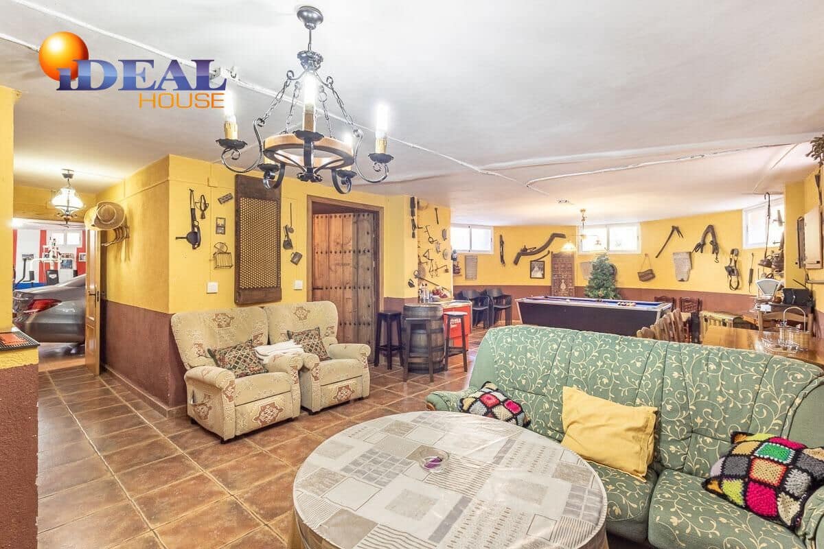 4 chambre Villa/Maison à vendre à Iznalloz avec piscine garage - 398 000 € (Ref: 9433863)