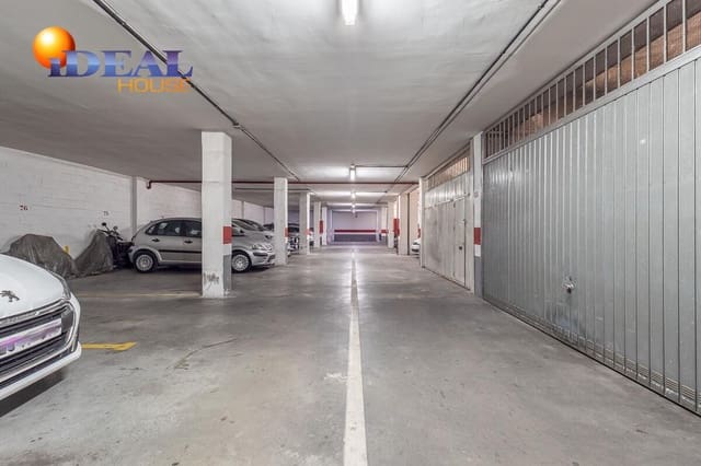 Garage til salg i Granada by - € 22.500 (Ref: 9433864)