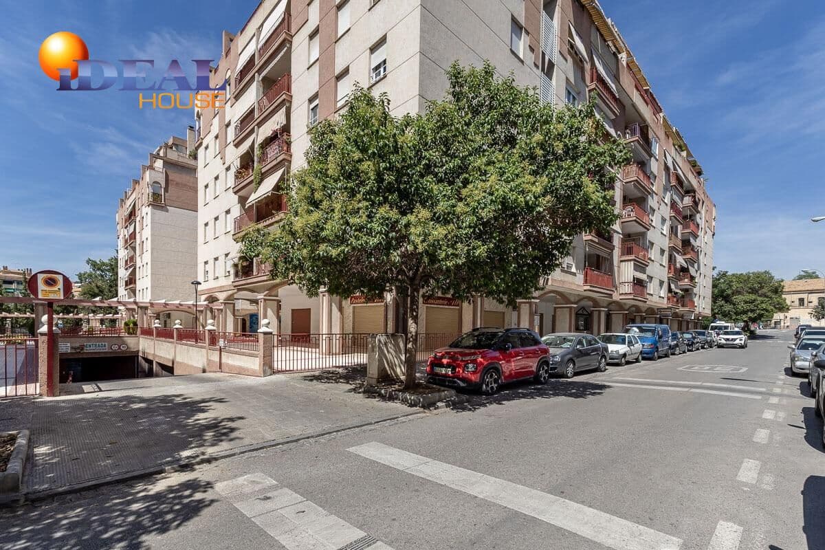 Garage te koop in Granada stad - € 22.500 (Ref: 9433864)