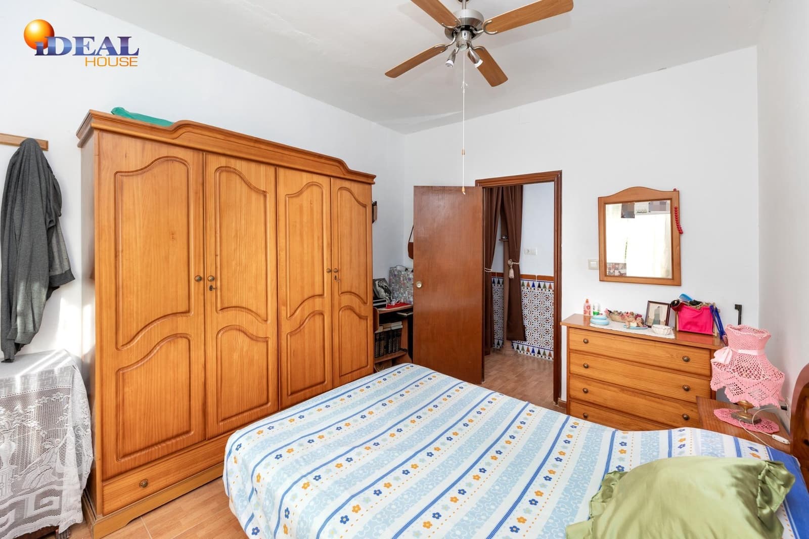 3 bedroom Finca/Country House for sale in Moraleda de Zafayona with pool - € 220,000 (Ref: 9433866)