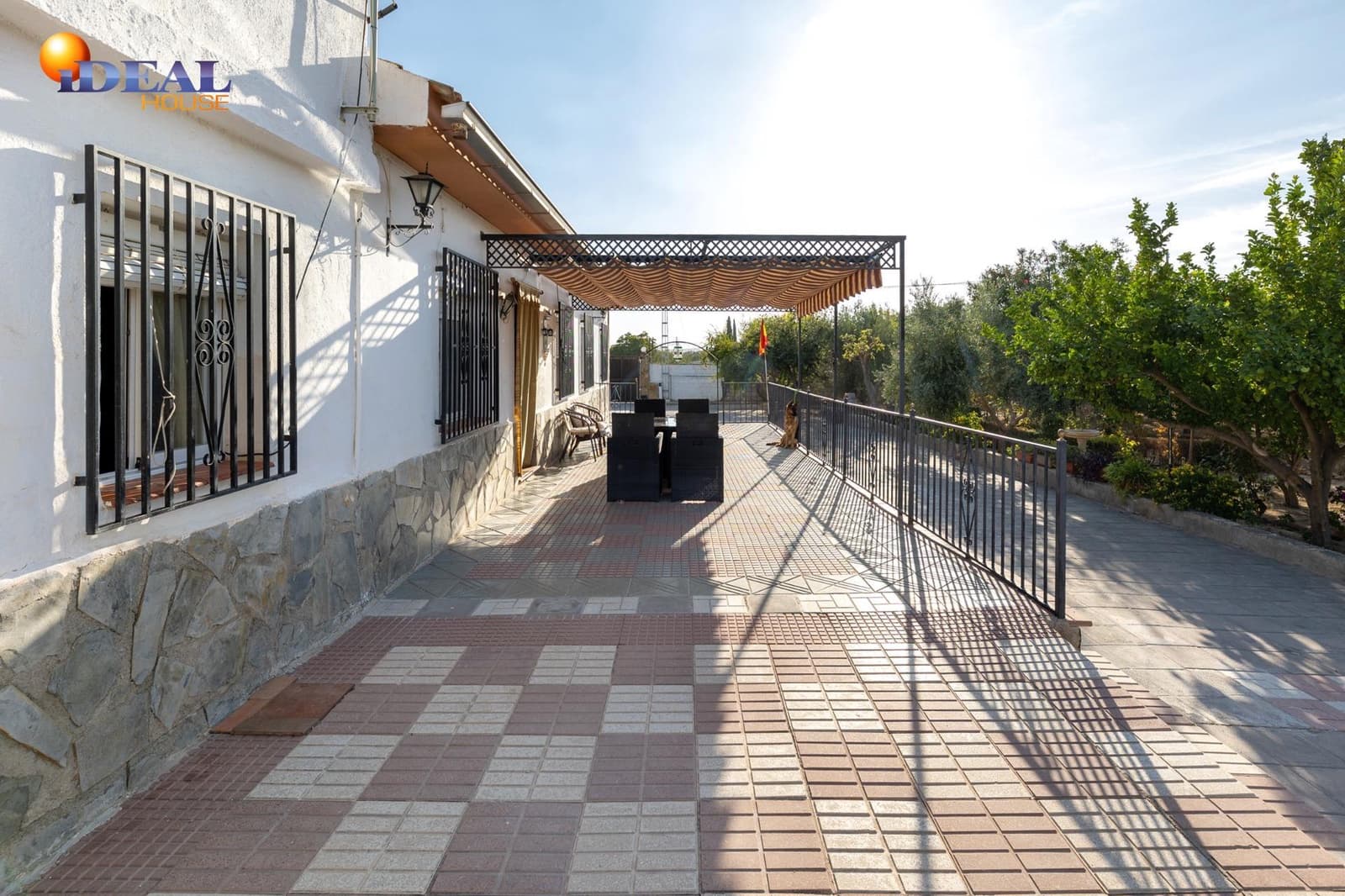 3 bedroom Finca/Country House for sale in Moraleda de Zafayona with pool - € 220,000 (Ref: 9433866)