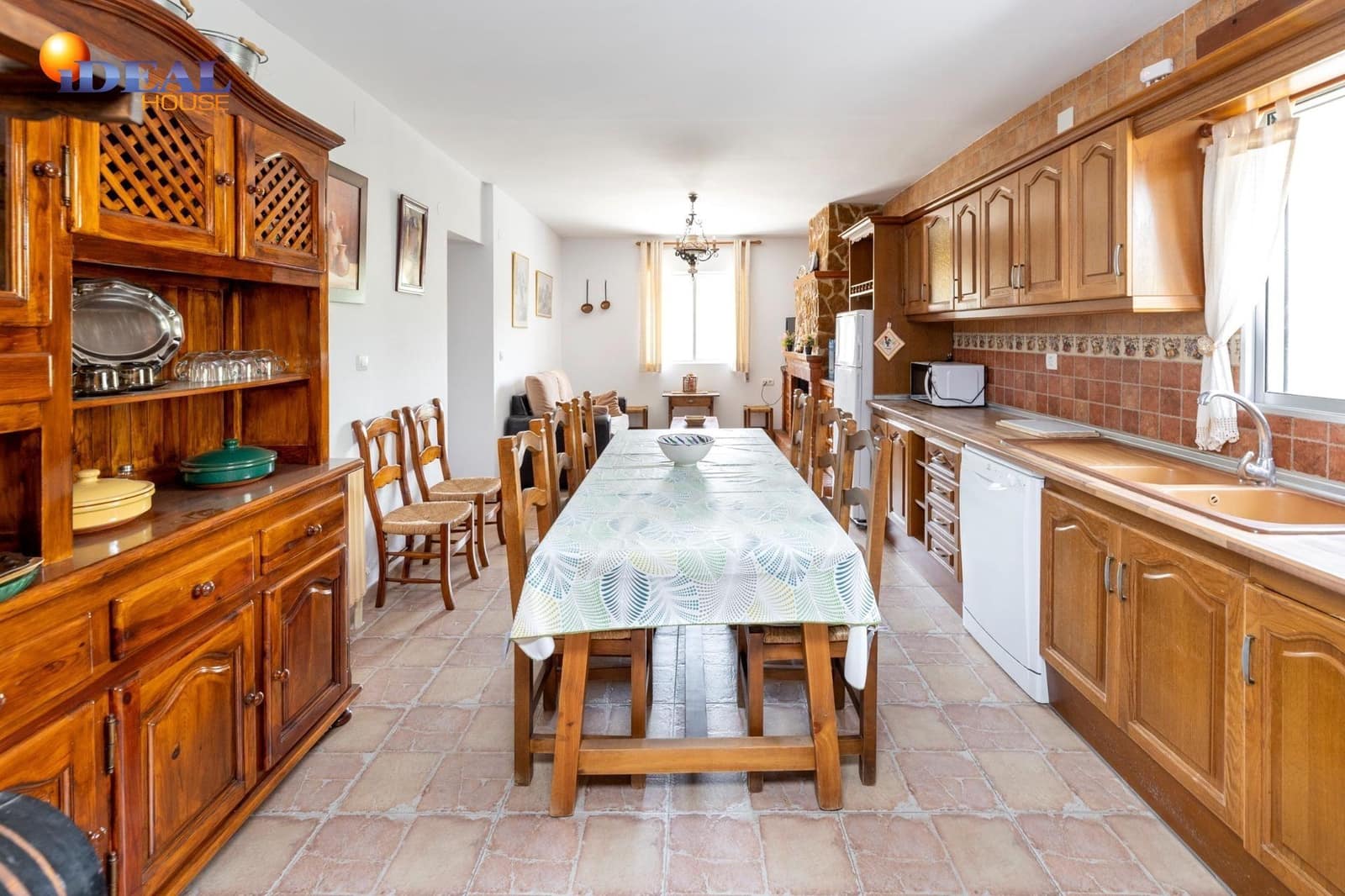 4 bedroom Finca/Country House for sale in Moraleda de Zafayona with pool garage - € 599,000 (Ref: 9433868)