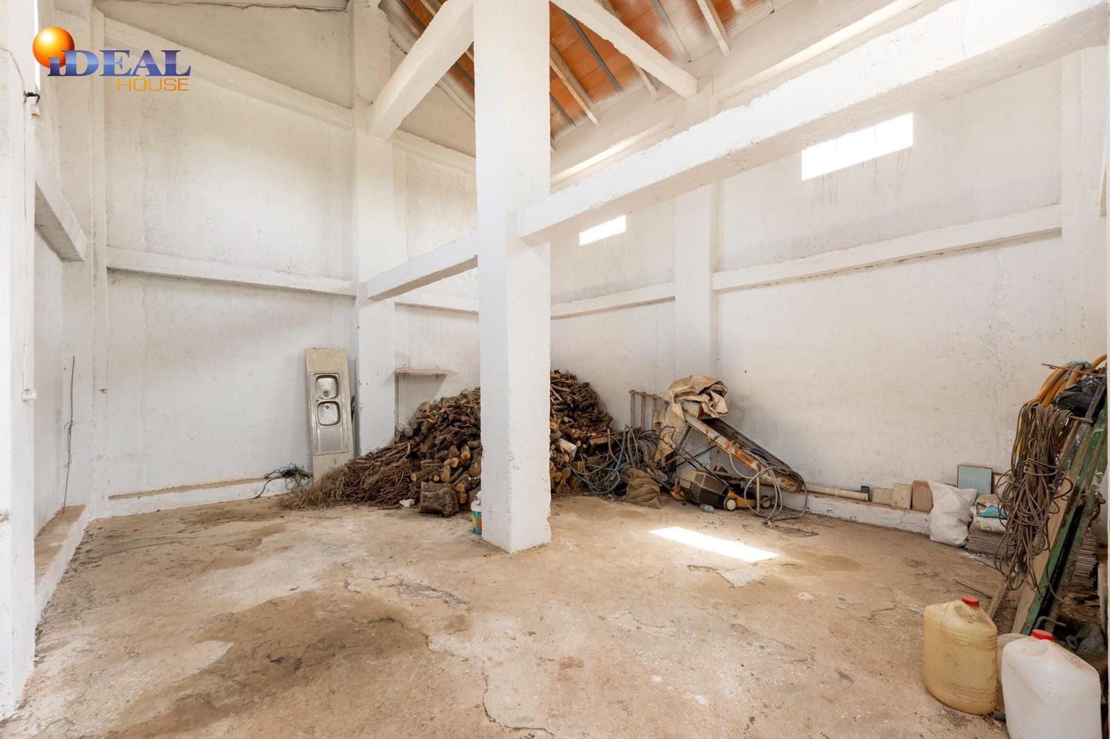 4 bedroom Finca/Country House for sale in Moraleda de Zafayona with pool garage - € 599,000 (Ref: 9433868)