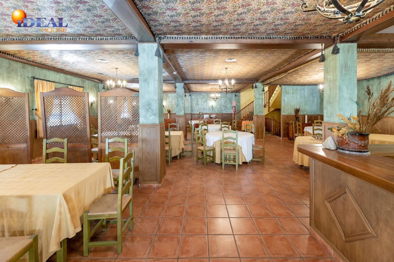 3 makuuhuone Kaupallinen myytävänä paikassa Albolote mukana 
autotalli - 810 000 € (Ref: 9433870)