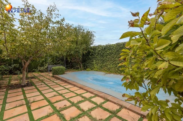 5 chambre Villa/Maison à vendre à Grenade ville avec piscine garage - 890 000 € (Ref: 9433871)