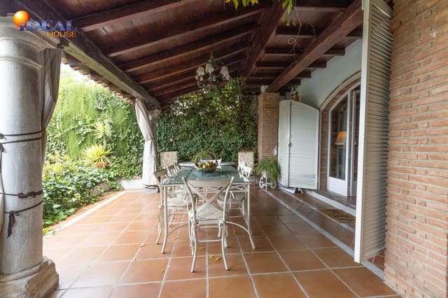 5 chambre Villa/Maison à vendre à Grenade ville avec piscine garage - 890 000 € (Ref: 9433871)