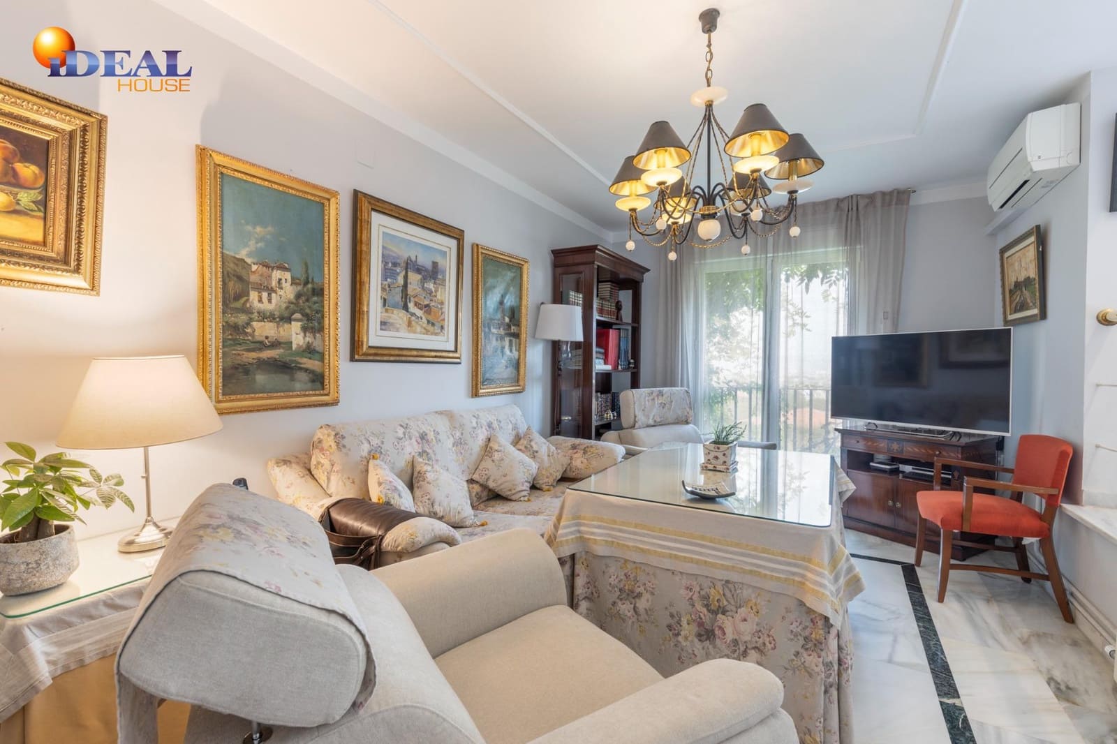 5 soverom Villa til salgs i Granada by med svømmebasseng garasje - € 890 000 (Ref: 9433871)