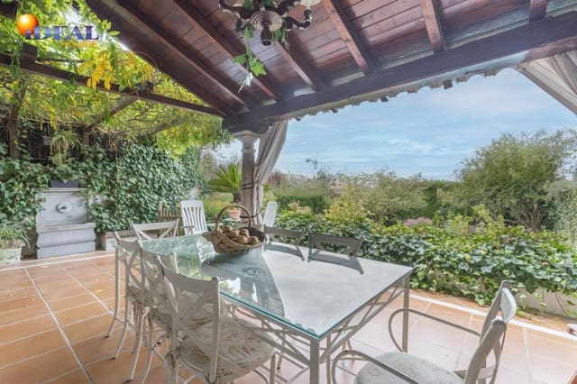 5 chambre Villa/Maison à vendre à Grenade ville avec piscine garage - 890 000 € (Ref: 9433871)