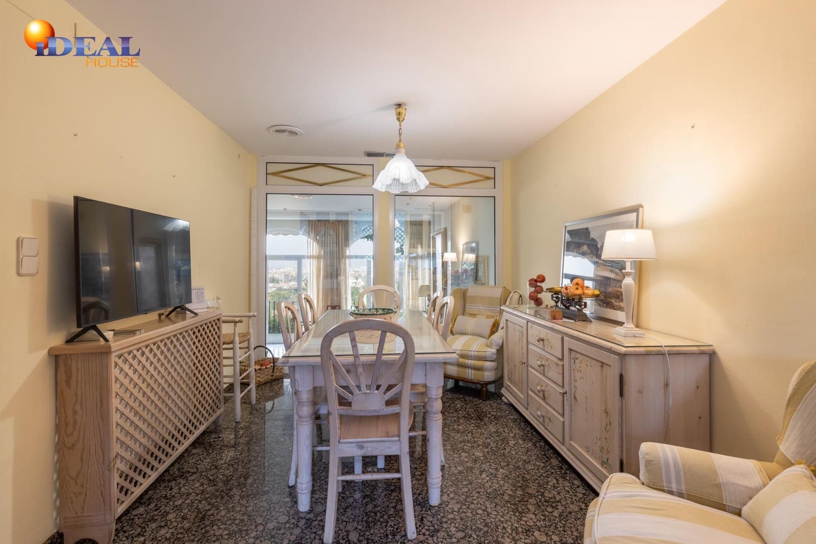 5 soverom Villa til salgs i Granada by med svømmebasseng garasje - € 890 000 (Ref: 9433871)