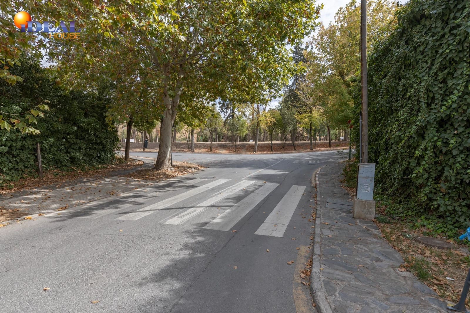 5 soverom Villa til salgs i Granada by med svømmebasseng garasje - € 890 000 (Ref: 9433871)