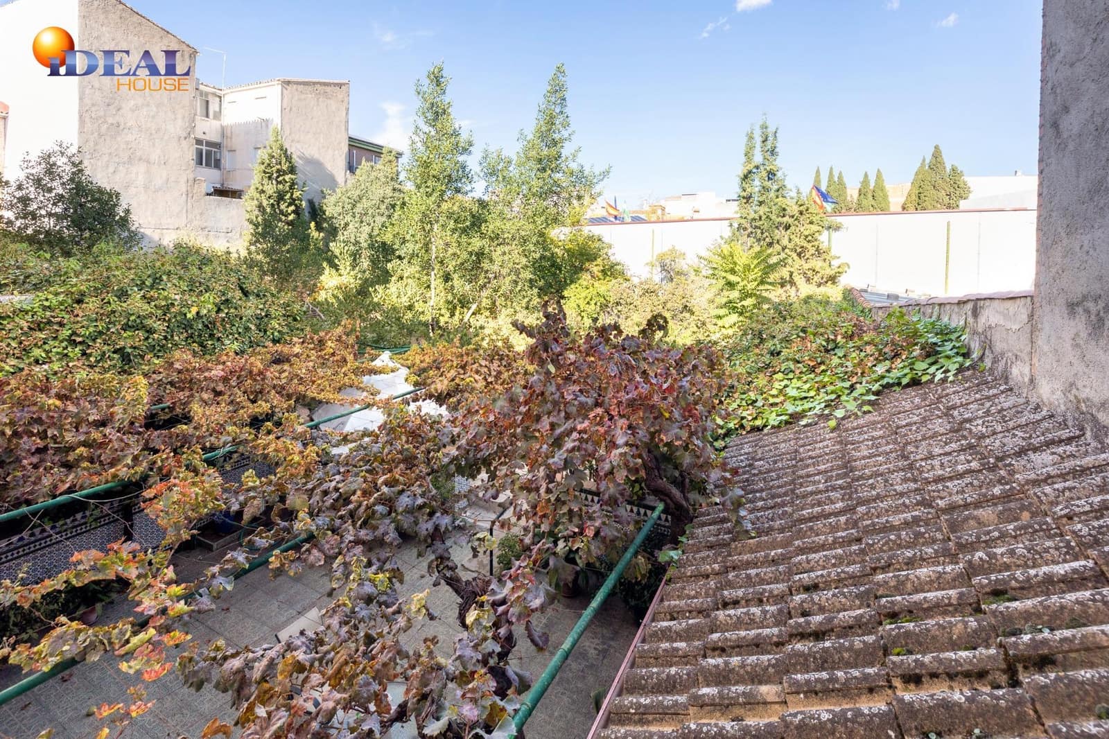 Building Plot for sale in Peligros - € 490,000 (Ref: 9433873)