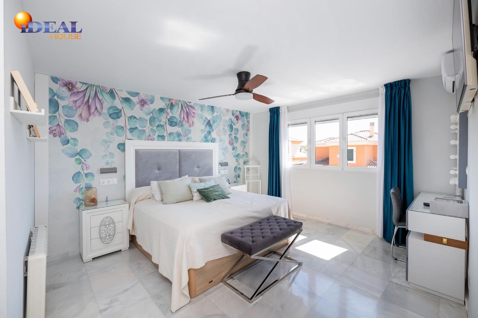 4 slaapkamer Villa te koop in Albolote met zwembad garage - € 435.000 (Ref: 9433874)