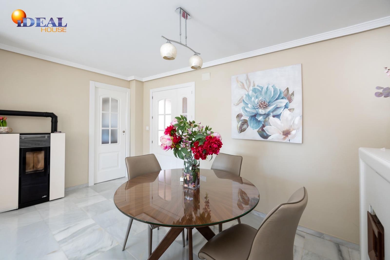 4 slaapkamer Villa te koop in Albolote met zwembad garage - € 435.000 (Ref: 9433874)