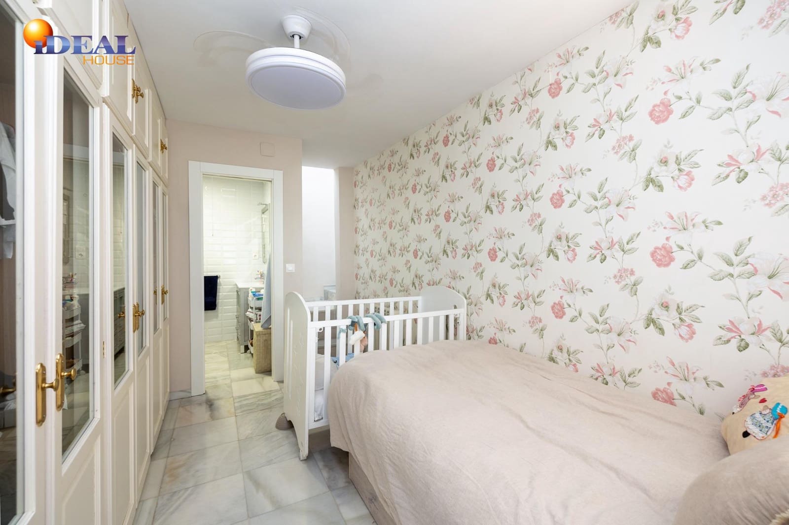 4 slaapkamer Villa te koop in Albolote met zwembad garage - € 435.000 (Ref: 9433874)