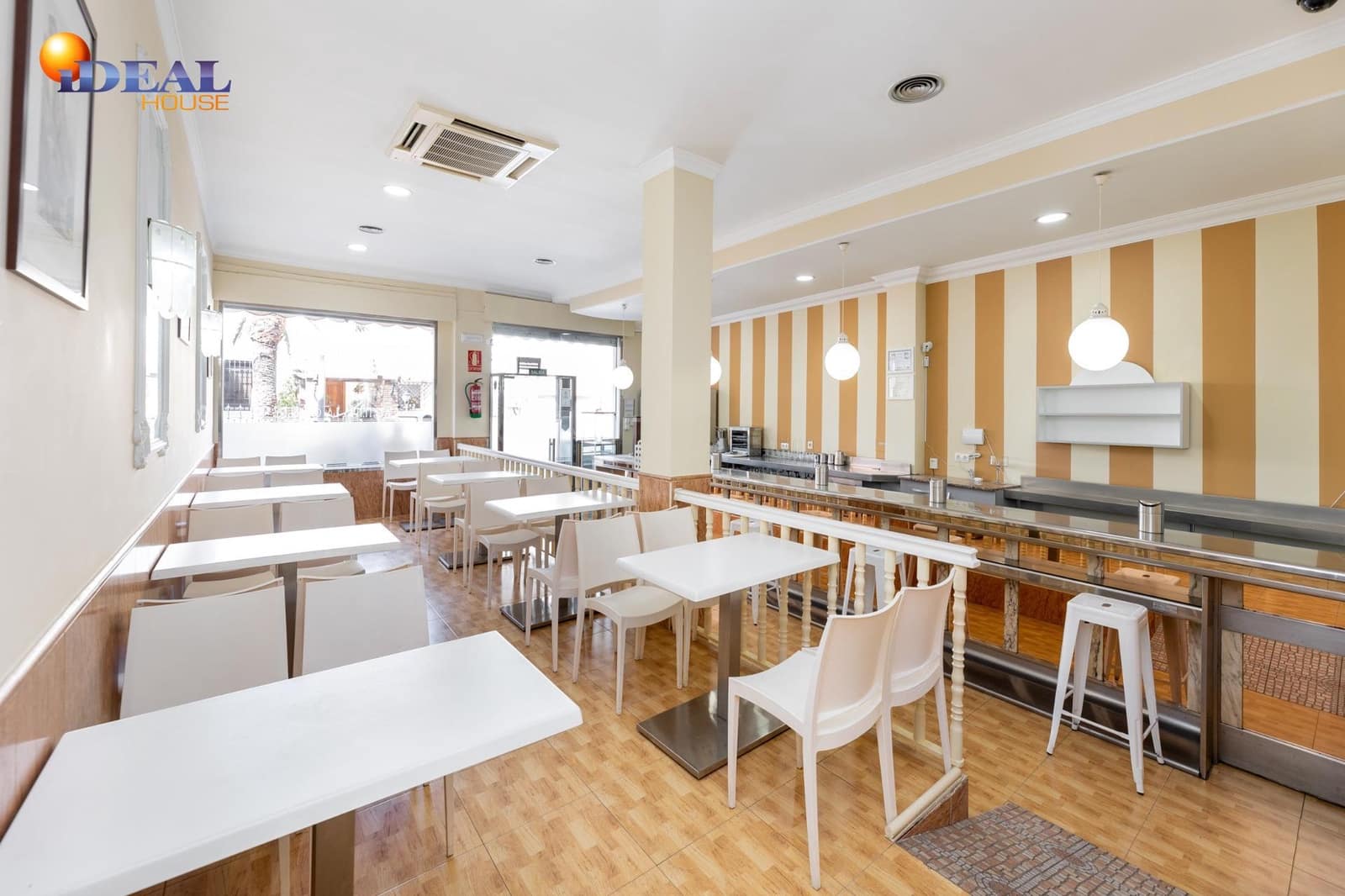 Erhverv til salg i Armilla med garage - € 149.900 (Ref: 9433876)