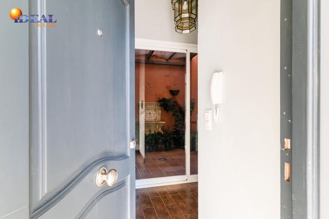 4 soverom Villa til salgs i Santa Fe med garasje - € 319 900 (Ref: 9433877)