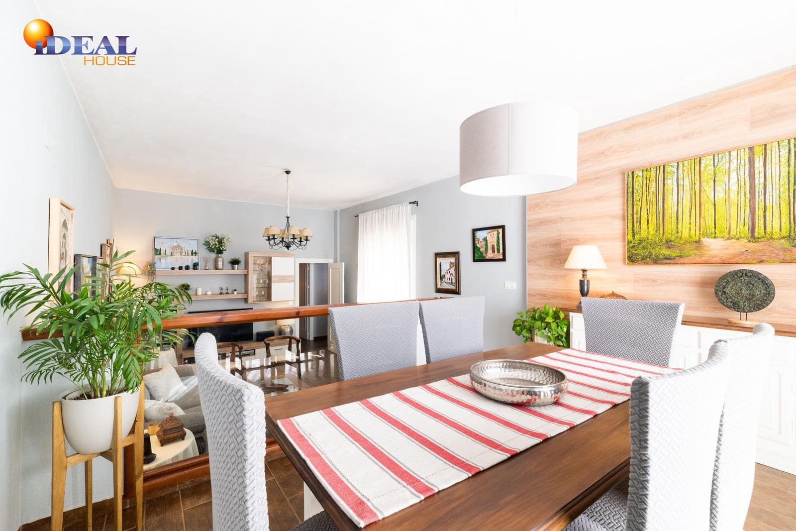 4 soverom Villa til salgs i Santa Fe med garasje - € 319 900 (Ref: 9433877)