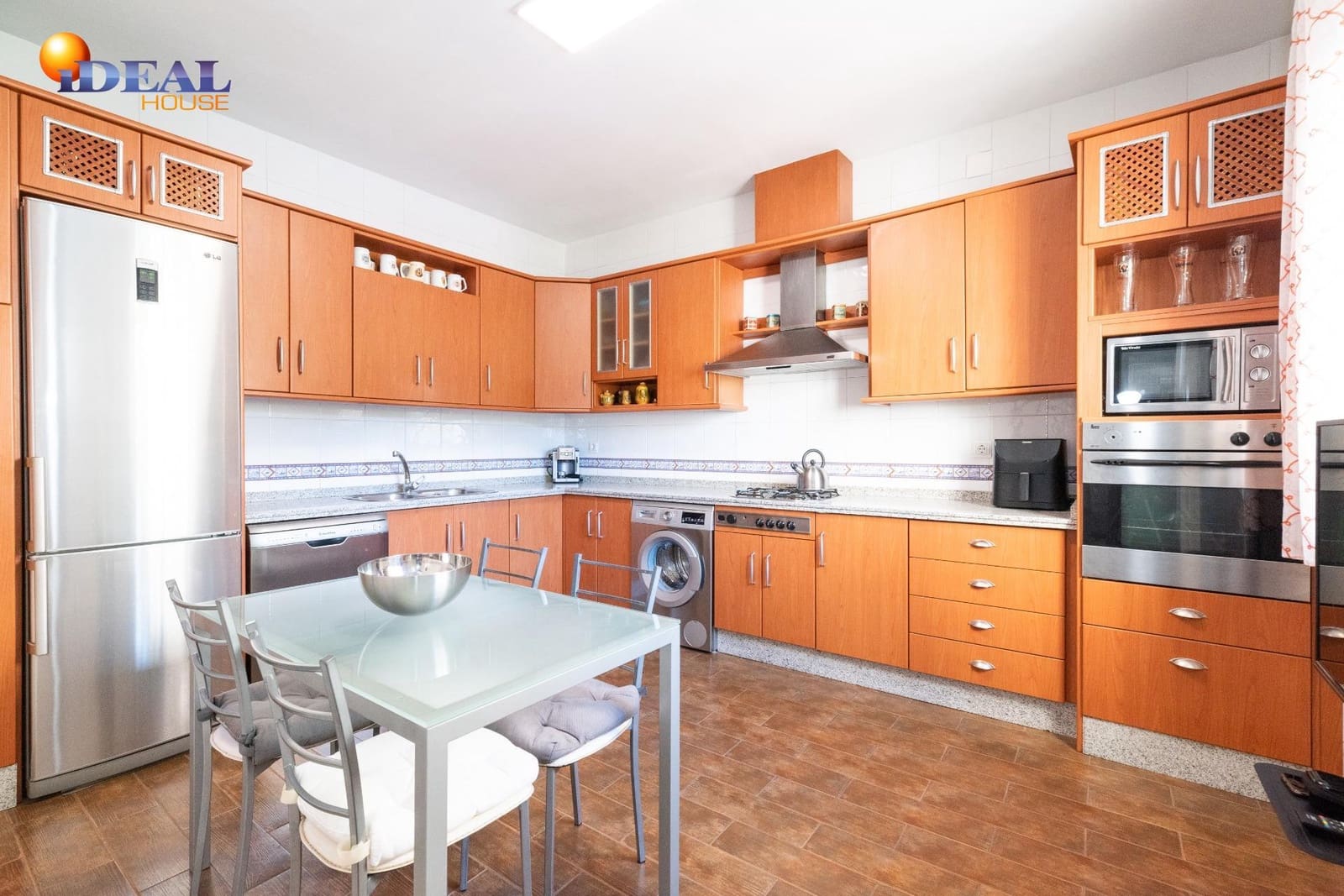 4 soverom Villa til salgs i Santa Fe med garasje - € 319 900 (Ref: 9433877)