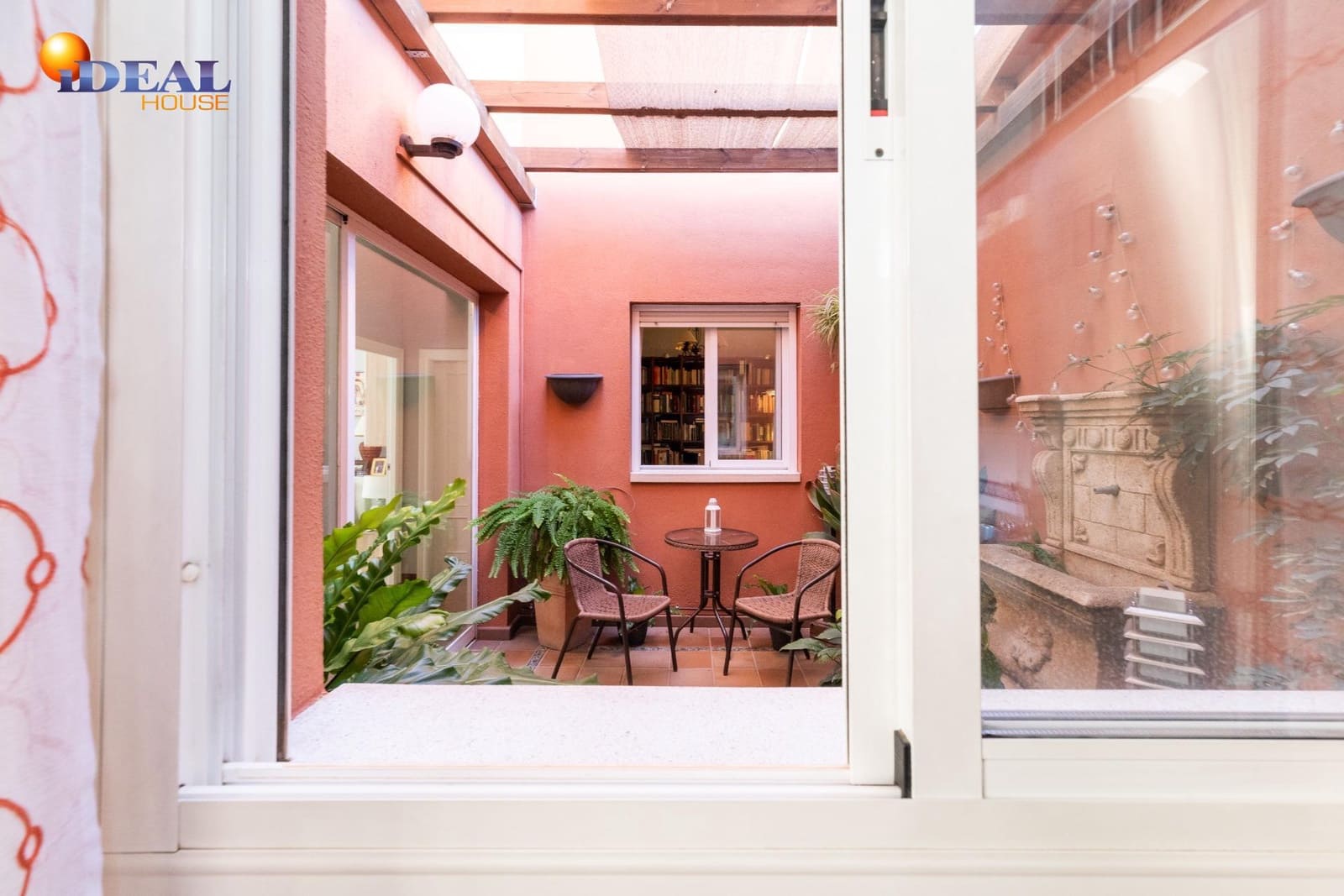 4 soverom Villa til salgs i Santa Fe med garasje - € 319 900 (Ref: 9433877)