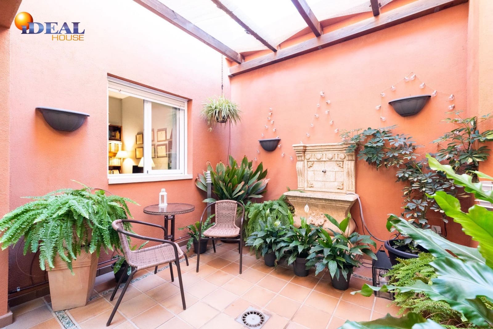 4 soverom Villa til salgs i Santa Fe med garasje - € 319 900 (Ref: 9433877)