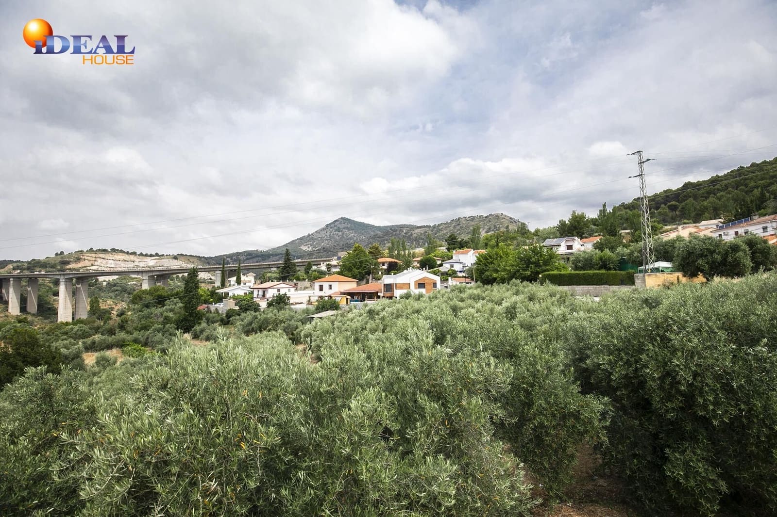 Terrain à Bâtir à vendre à Huetor Santillan - 88 500 € (Ref: 9433879)