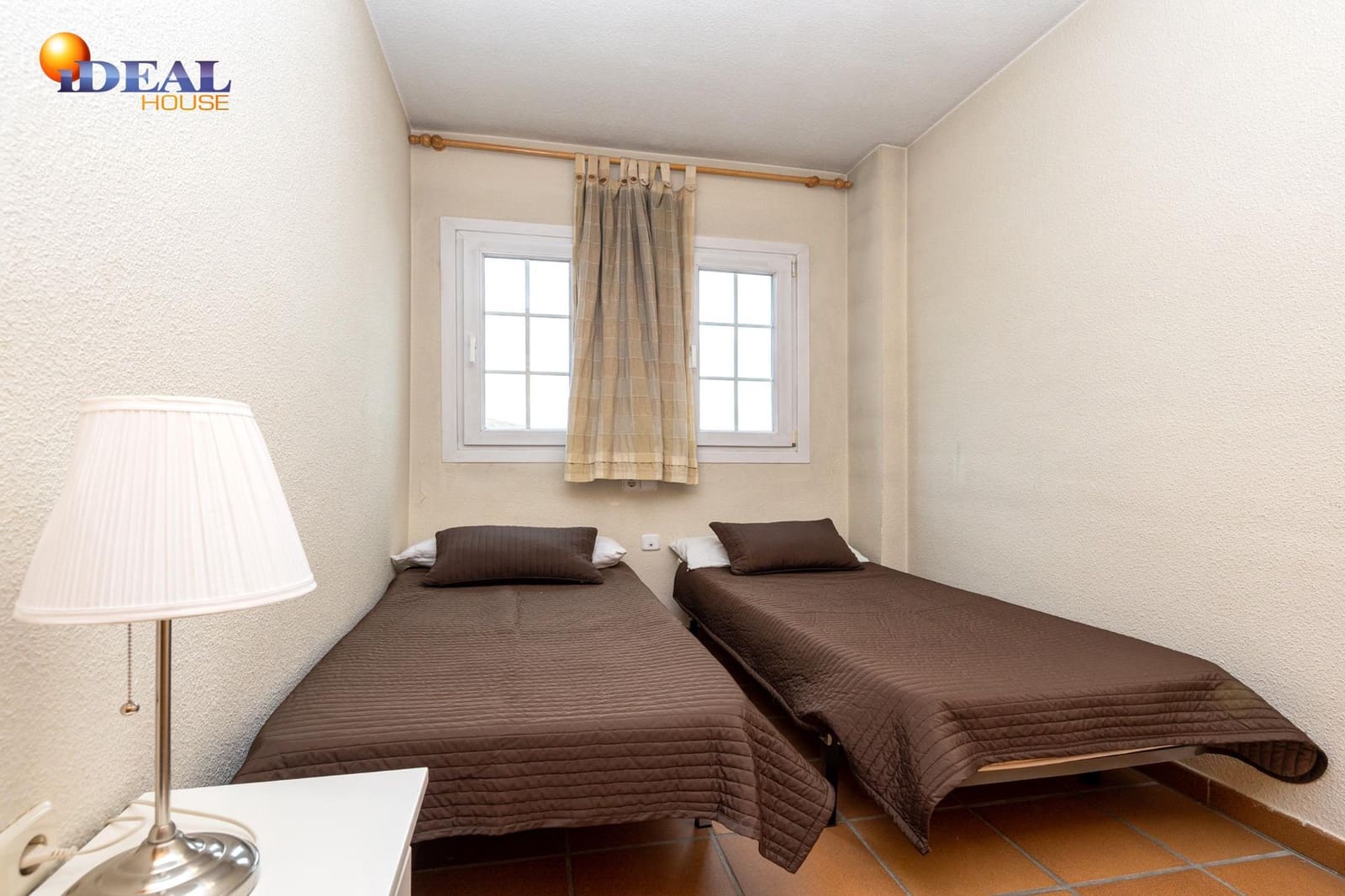 2 bedroom Flat for sale in Sierra Nevada with garage - € 175,000 (Ref: 9433881)