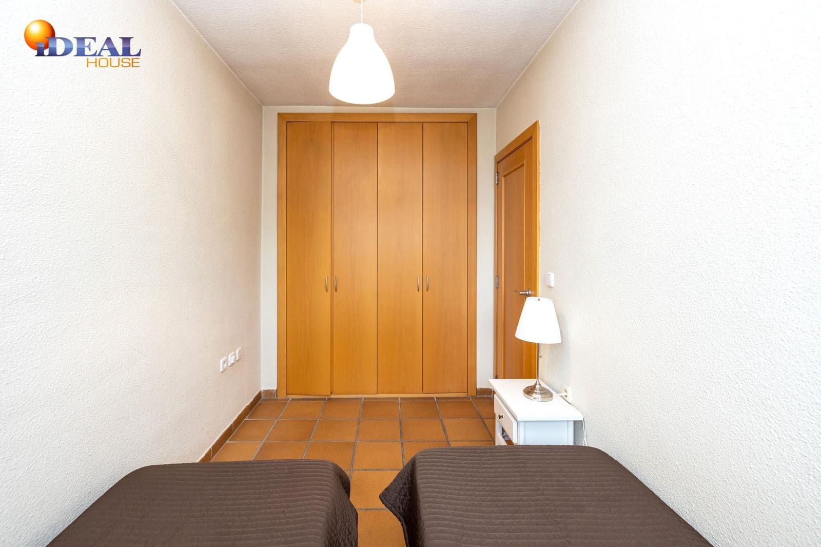 2 bedroom Flat for sale in Sierra Nevada with garage - € 175,000 (Ref: 9433881)