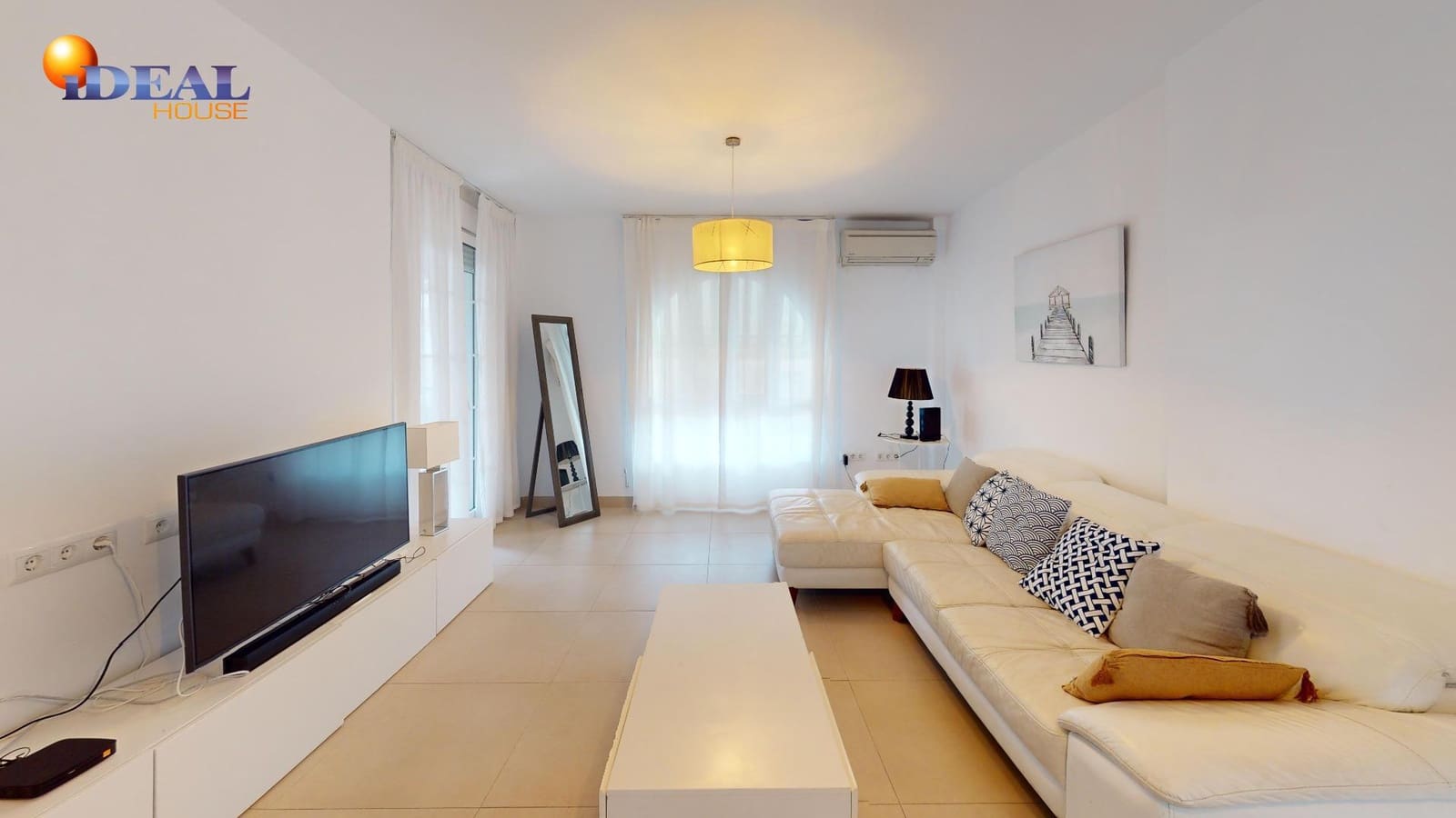 4 bedroom Penthouse for sale in Malaga city with pool - € 599,000 (Ref: 9433884)