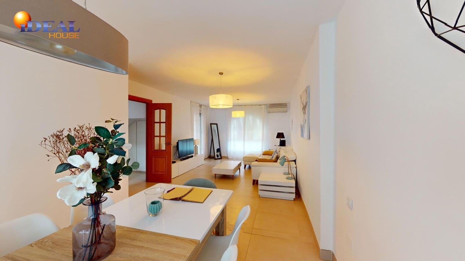 4 bedroom Penthouse for sale in Malaga city with pool - € 599,000 (Ref: 9433884)