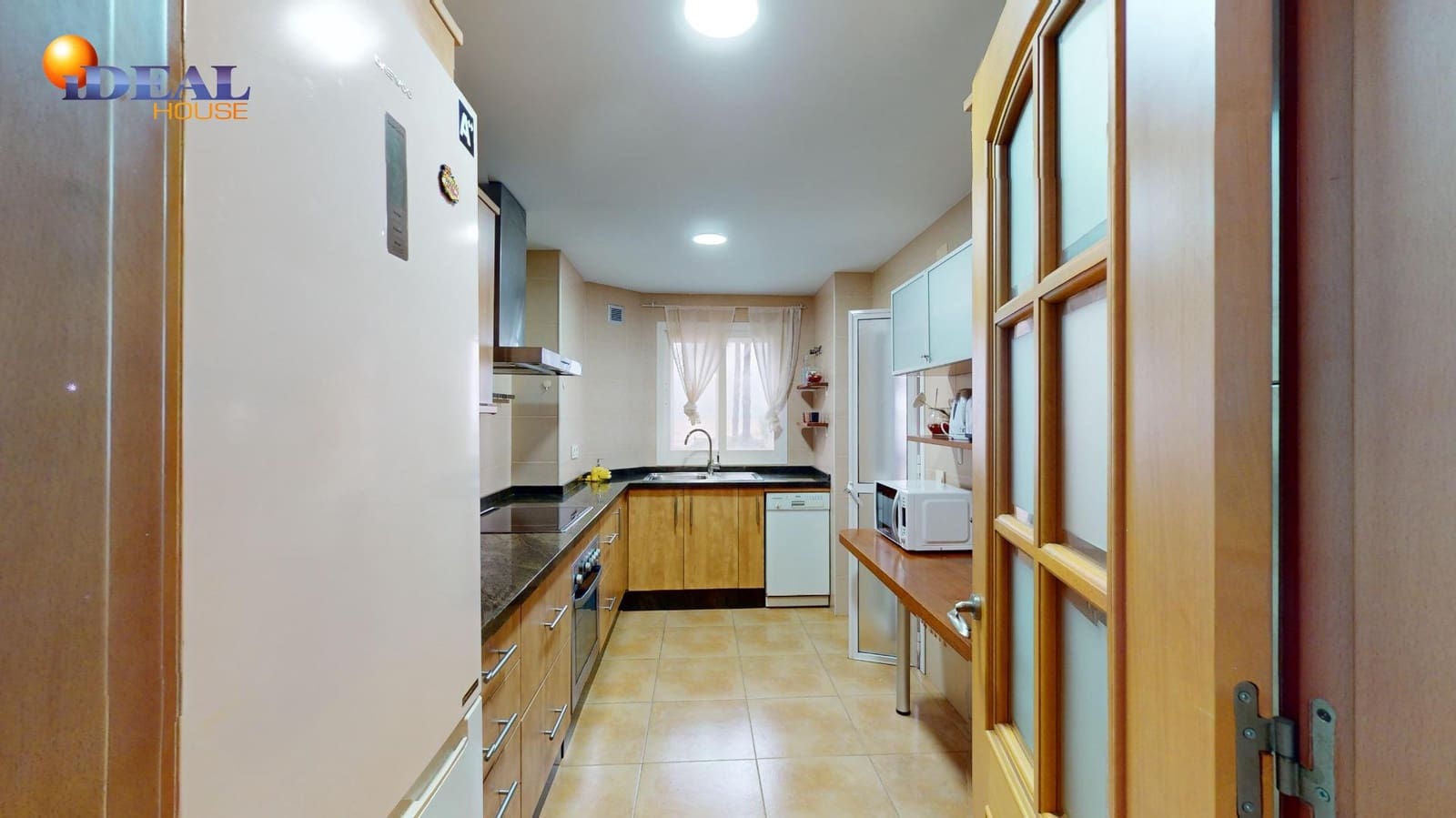 4 bedroom Penthouse for sale in Malaga city with pool - € 599,000 (Ref: 9433884)