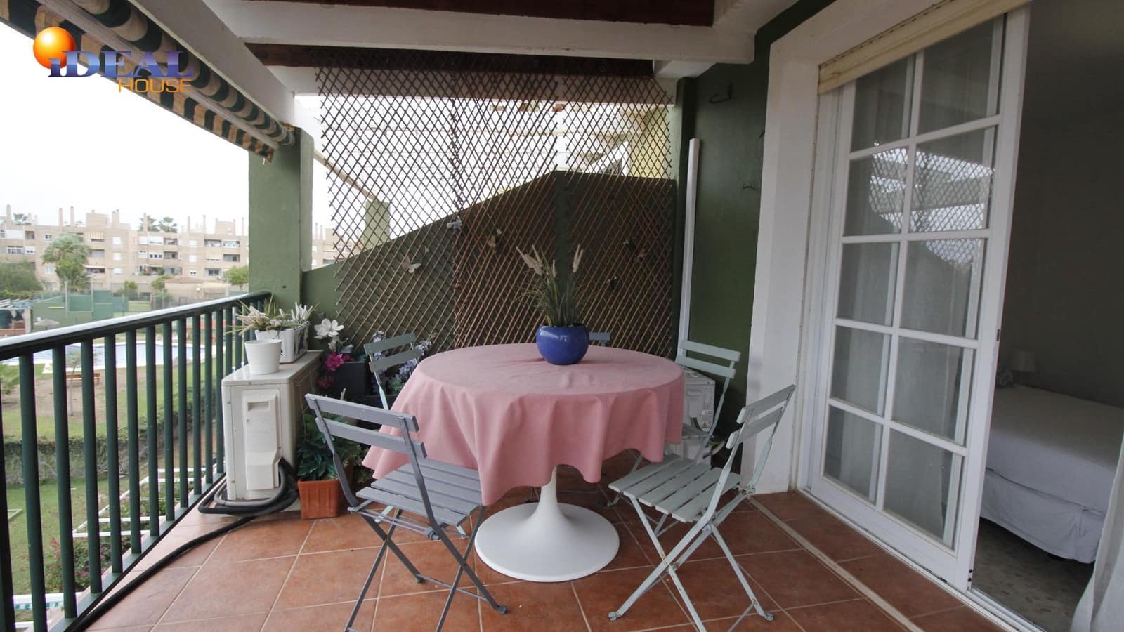 4 bedroom Penthouse for sale in Malaga city with pool - € 599,000 (Ref: 9433884)