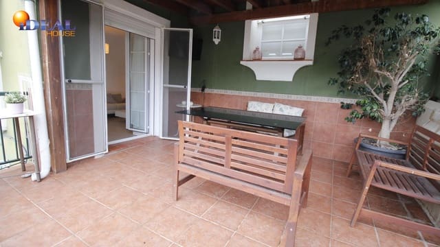 4 bedroom Penthouse for sale in Guadalmar, Málaga city with pool - € 599,000 (Ref: 9433884)