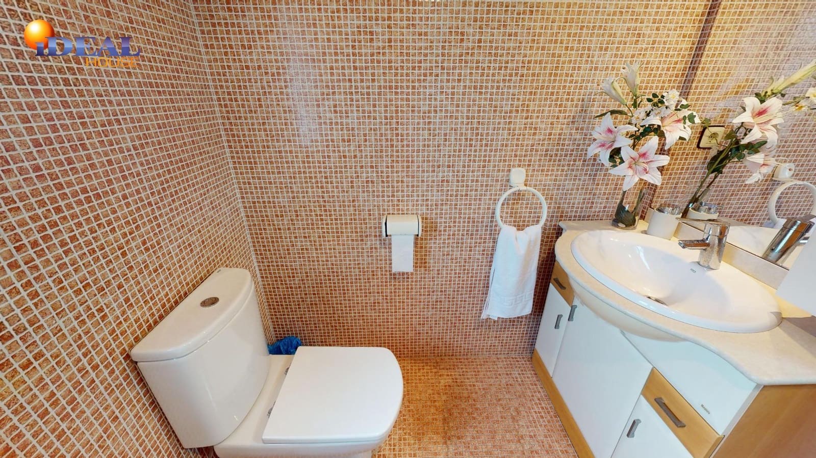 4 bedroom Penthouse for sale in Malaga city with pool - € 599,000 (Ref: 9433884)