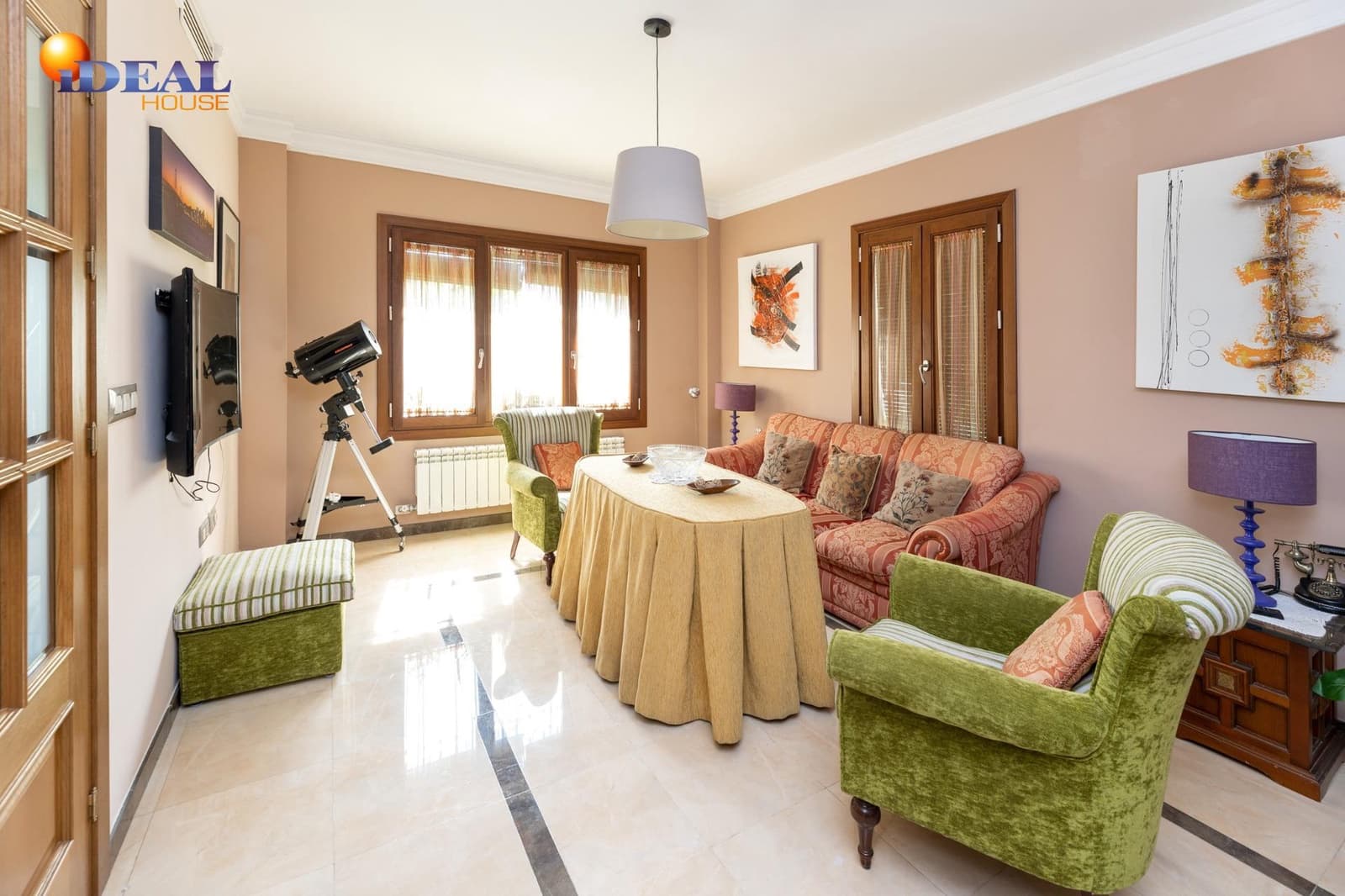 6 bedroom Villa for sale in Monachil with pool garage - € 485,000 (Ref: 9433885)