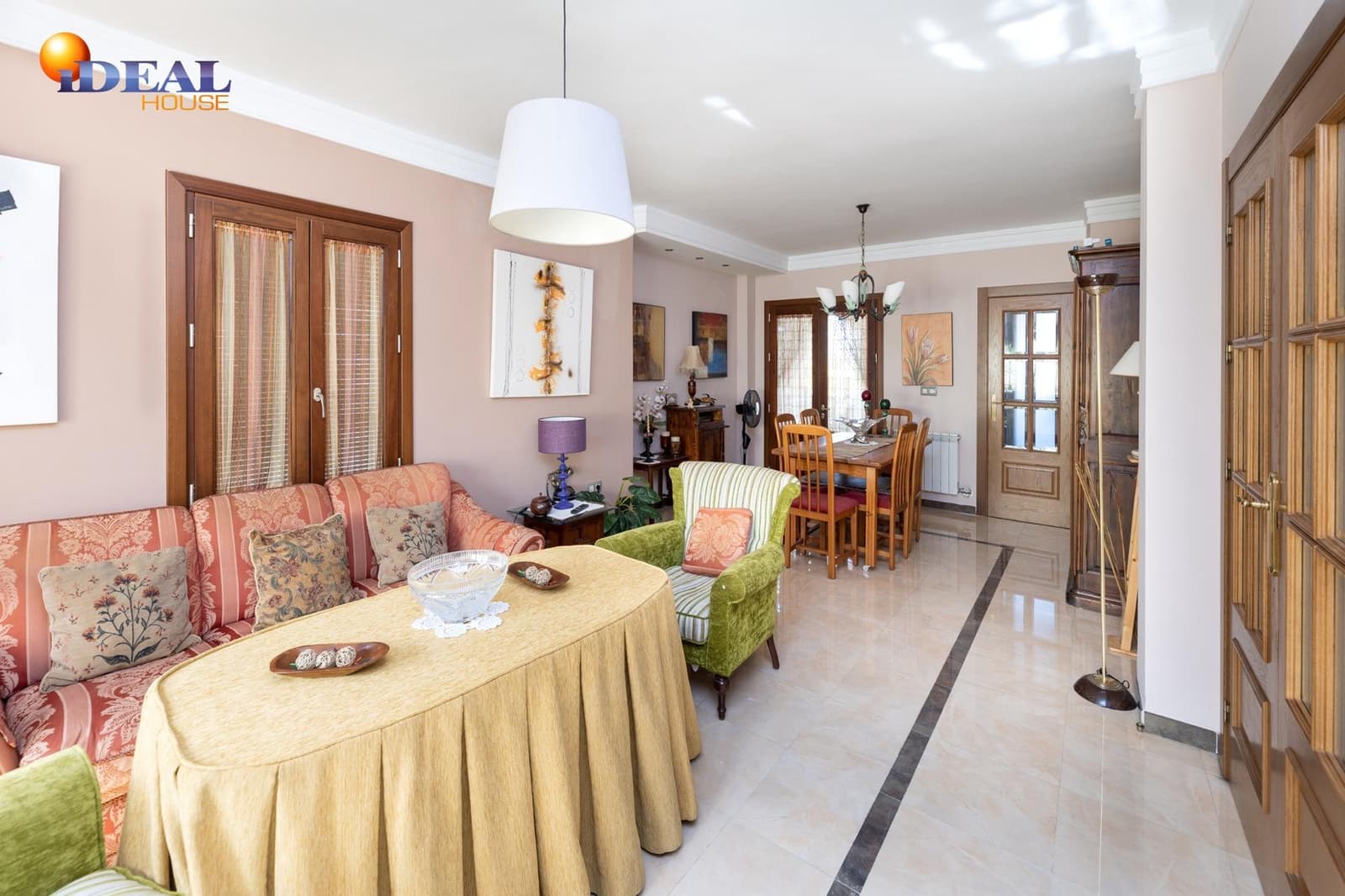 6 bedroom Villa for sale in Monachil with pool garage - € 485,000 (Ref: 9433885)