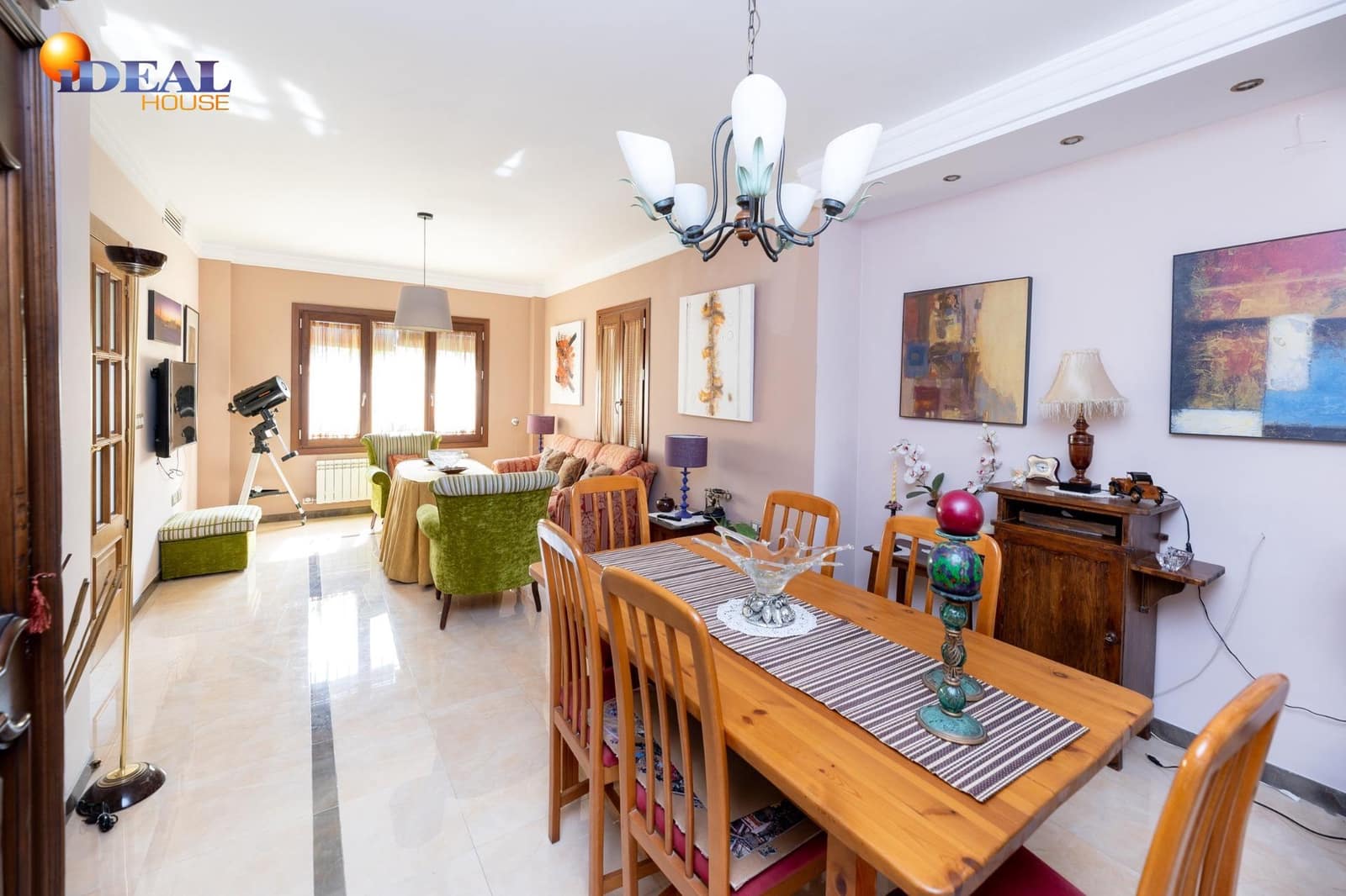 6 bedroom Villa for sale in Monachil with pool garage - € 485,000 (Ref: 9433885)