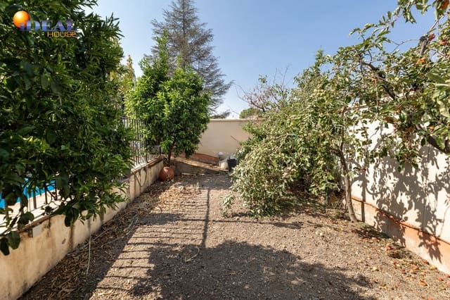 Chalet de 6 habitaciones en Monachil en venta con piscina garaje - 485.000 € (Ref: 9433885)