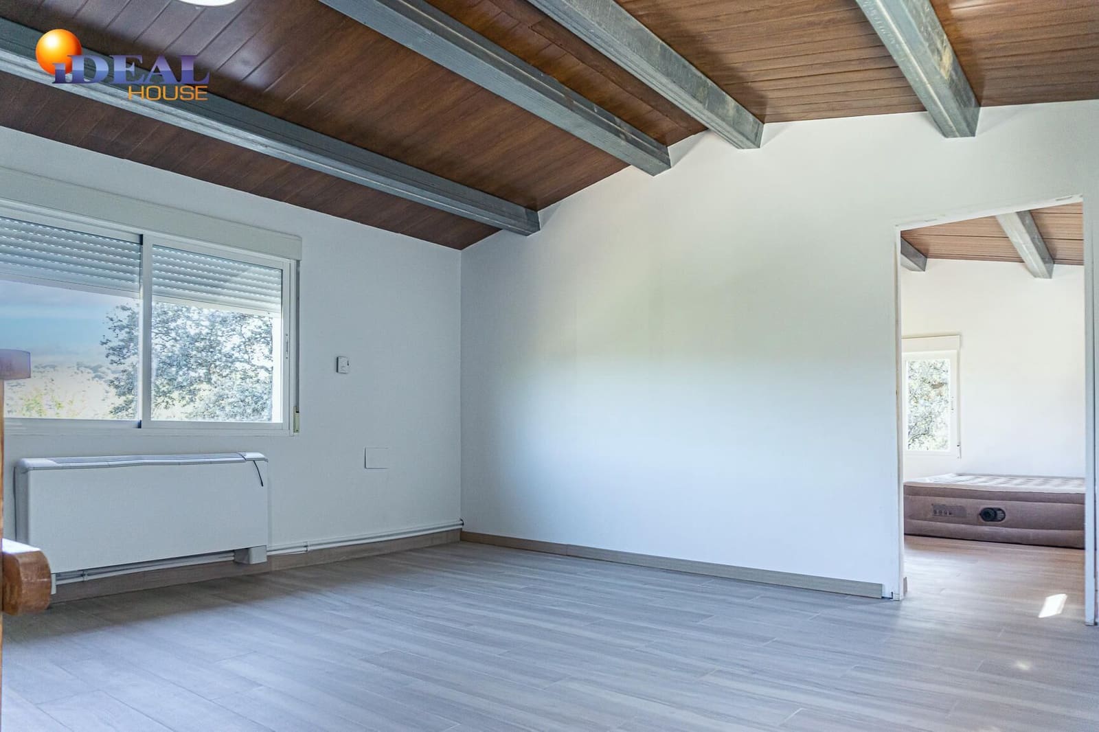 4 soverom Finca/Herregård til salgs i Castillo de Locubin med svømmebasseng - € 200 000 (Ref: 9433886)