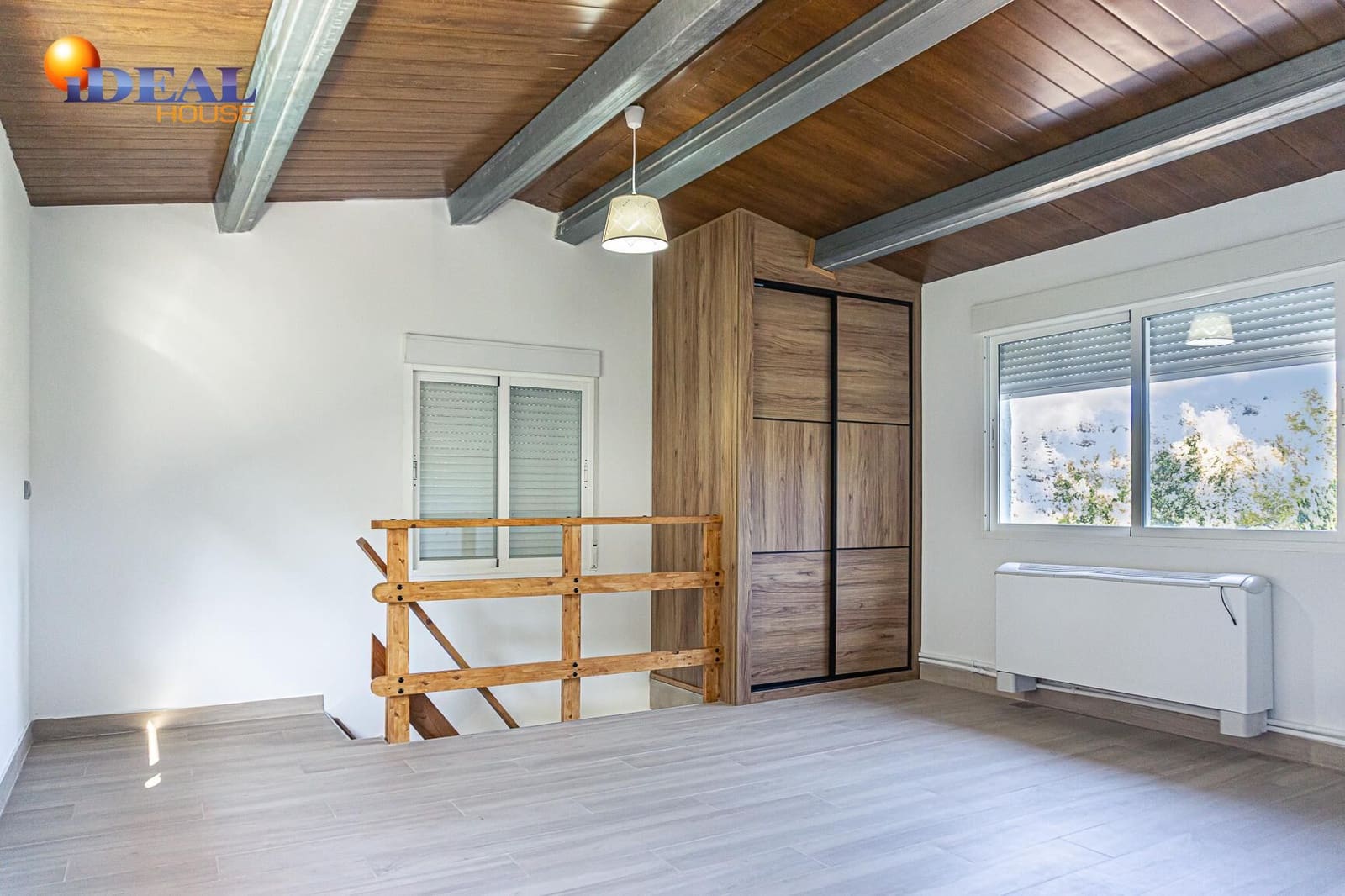 4 soverom Finca/Herregård til salgs i Castillo de Locubin med svømmebasseng - € 200 000 (Ref: 9433886)