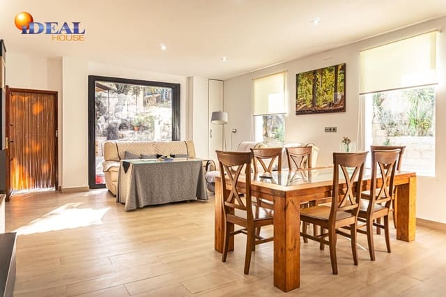 4 soverom Finca/Herregård til salgs i Castillo de Locubín med svømmebasseng - € 200 000 (Ref: 9433886)