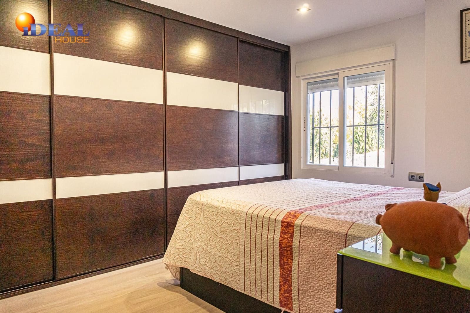 4 soverom Finca/Herregård til salgs i Castillo de Locubin med svømmebasseng - € 200 000 (Ref: 9433886)