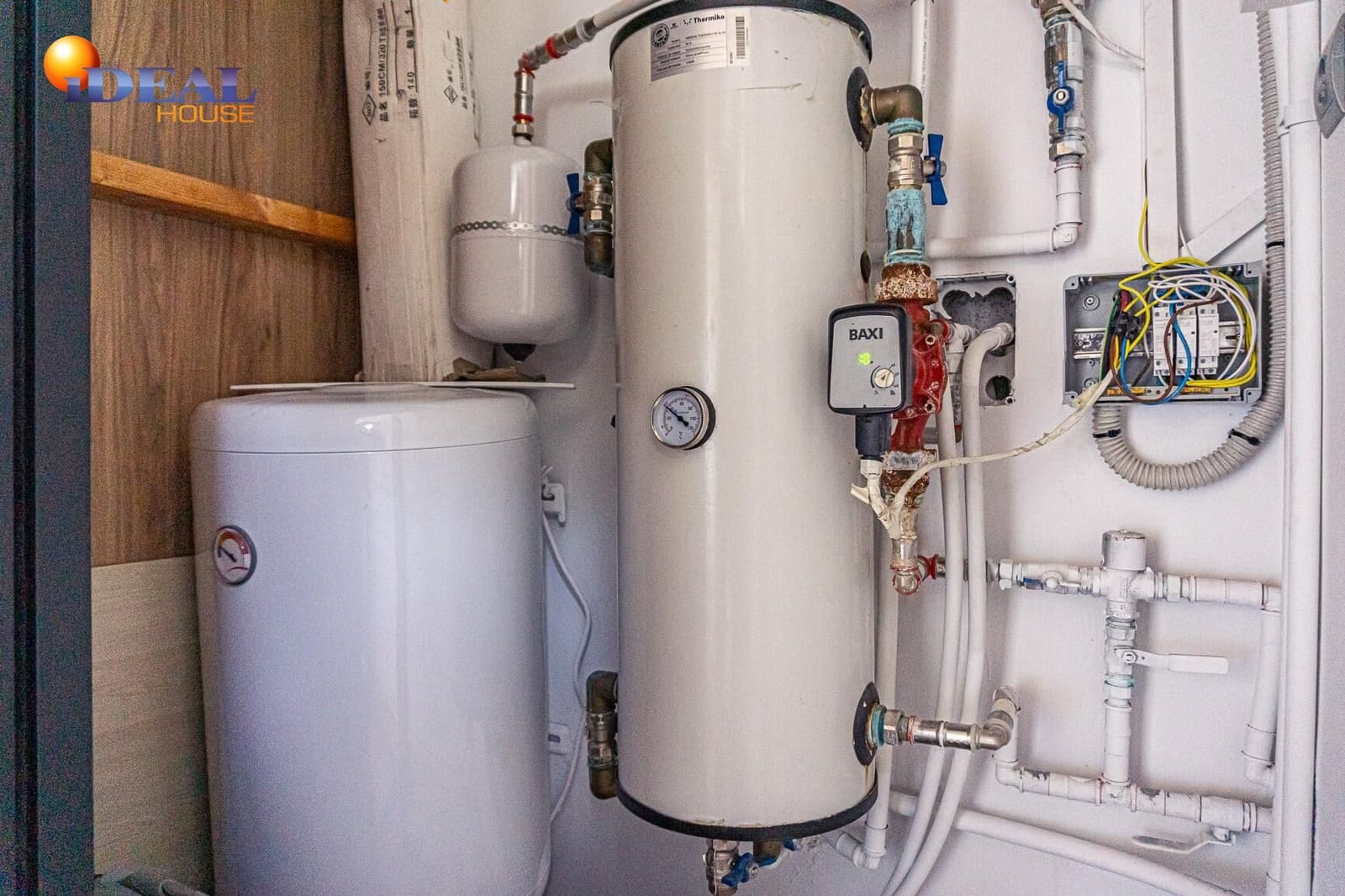 4 soverom Finca/Herregård til salgs i Castillo de Locubin med svømmebasseng - € 200 000 (Ref: 9433886)