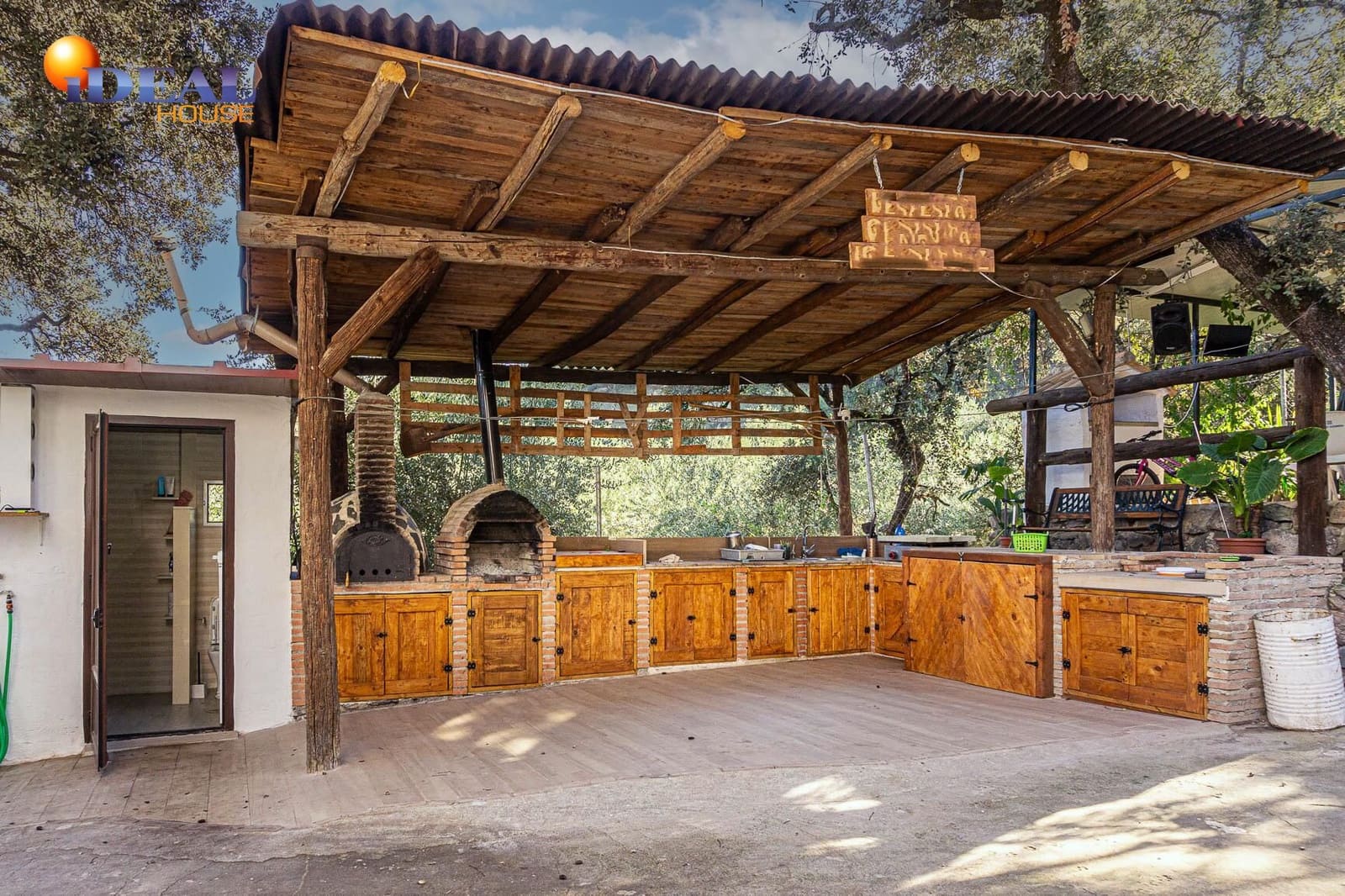 4 soverom Finca/Herregård til salgs i Castillo de Locubin med svømmebasseng - € 200 000 (Ref: 9433886)