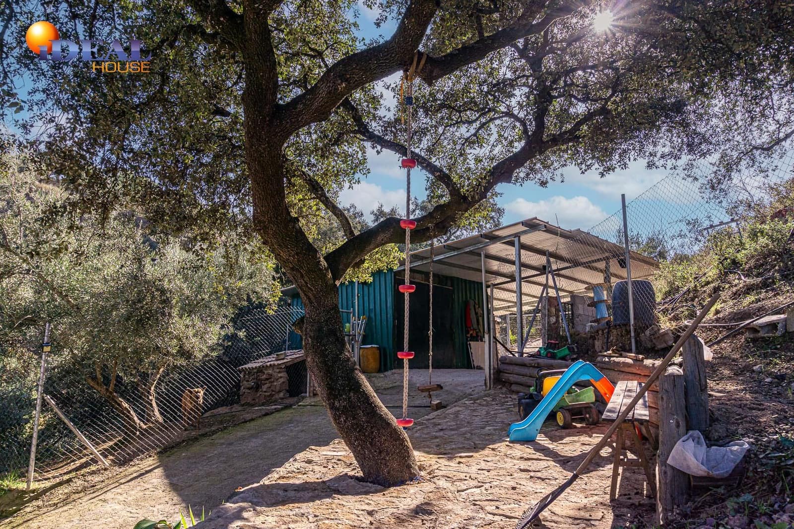 4 soverom Finca/Herregård til salgs i Castillo de Locubin med svømmebasseng - € 200 000 (Ref: 9433886)