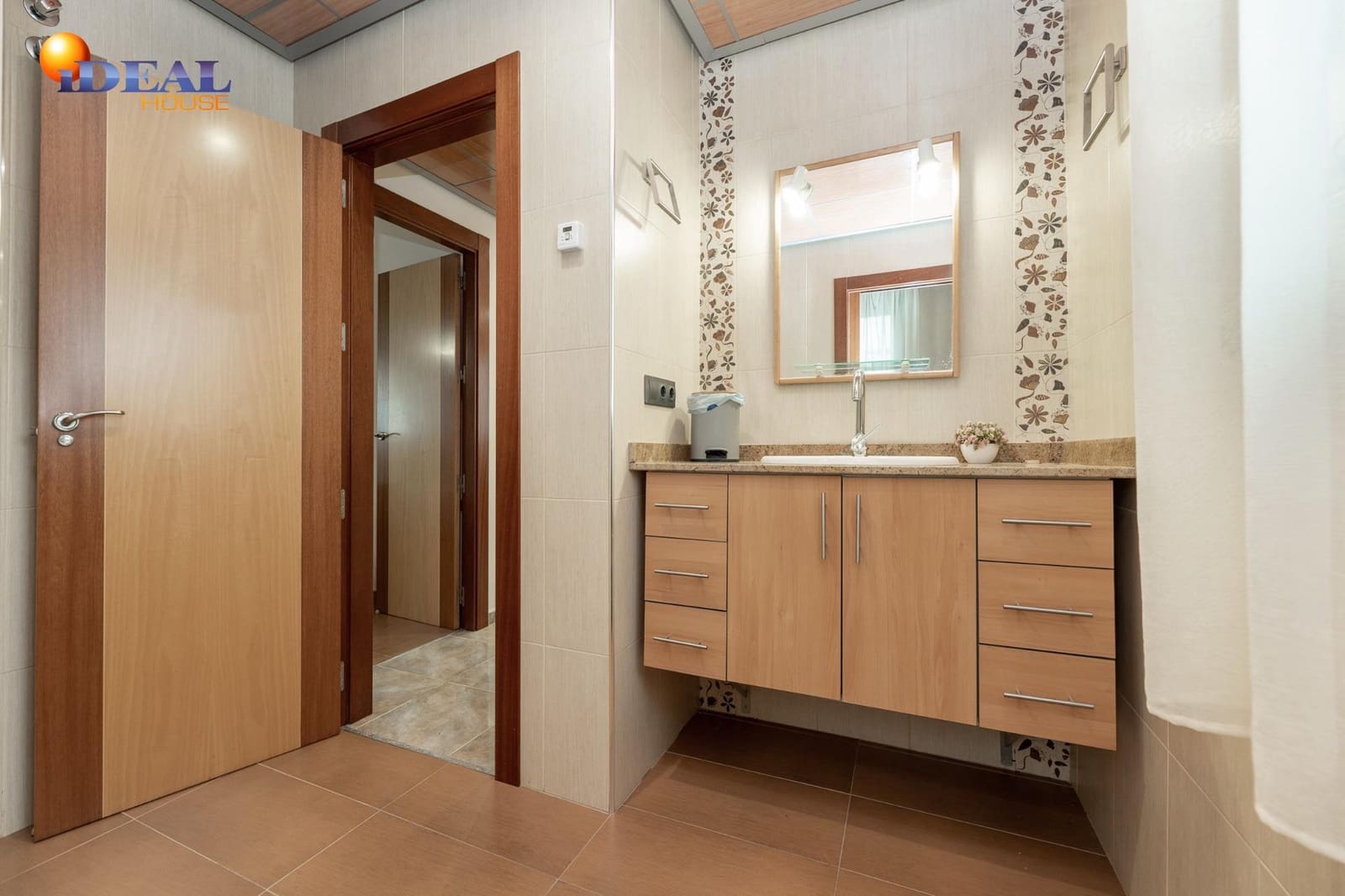 8 slaapkamer Villa te koop in Albolote met zwembad garage - € 990.000 (Ref: 9433888)