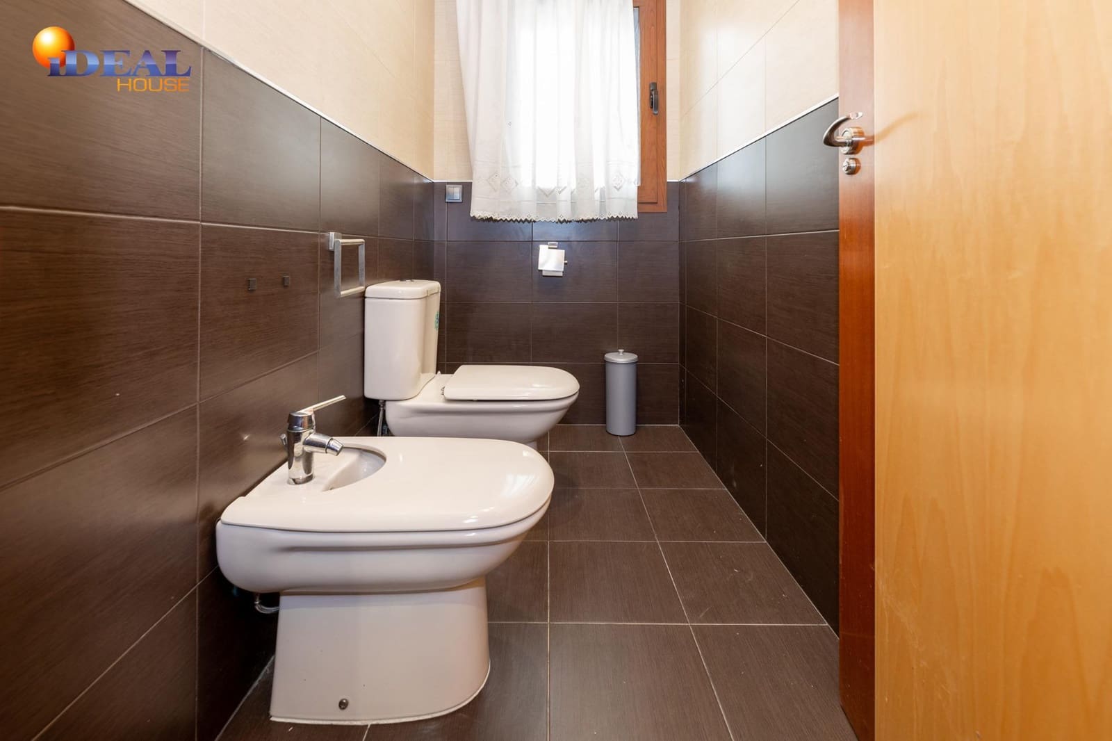 8 slaapkamer Villa te koop in Albolote met zwembad garage - € 990.000 (Ref: 9433888)